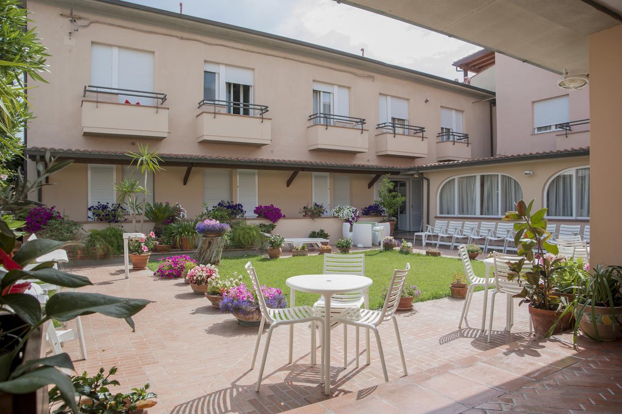 Hotel Sabrina Castiglione della Pescaia Esterno foto